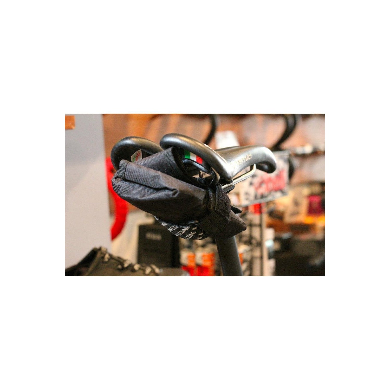 Lezyne Roll Caddy Saddle Wrap